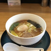 Shouyu Ra-Men Shinowa - 無化調スープがいいです。青梗菜が入ってます。
