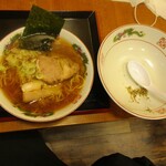 Chuukasobamikasa - 一品完食後に次の麺を、