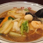 Sanryuutei - 来ました、広東麺。麺は1/3。