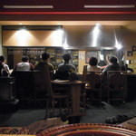 じどりや 穏座 - カウンター風景