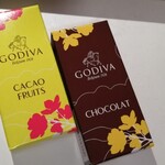 GODIVA - チョコ、カカオ