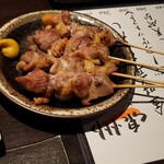 Shiki Ori Ori Umai Sakana To Nagomi Sake Nishiki - 純鶏串。ひね鶏です。