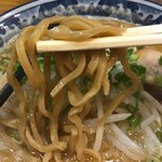 らぁめん みそ家 - 石臼味噌の麺