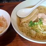 中華そばつけそば 千思萬考 - 一番絞りと卵かけご飯