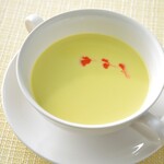 ベイサイド - 【コース】枝豆とコーンの冷製スープ