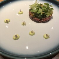 Noeud.TOKYO - ジビエ不得手の知人も平らげた「ダチョウのタルタル」。