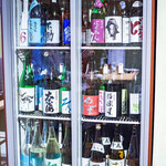 サケラボトーキョー - 冷蔵庫は日本酒でパンパン