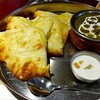 本格インド･ネパール･タイ料理 グローバルキッチン - チーズナン＆サグカレー