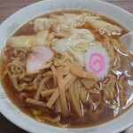 Chuukaryouri Kouraku - ワンタン麺＠¥650+大盛り¥100
