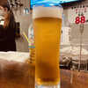 Marutoku Saketen - 生ビールはスリムなグラス