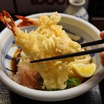 うどん うばら - ○エビ天ぶっかけ(1,000円)
            大エビ天 2尾入り
            (うどん大盛り無料)