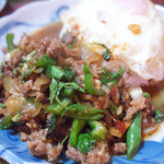 いなかむら - パッドガパオムー