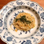 ラ・ルッチョラ - ペペロンチーノ雲丹パスタ