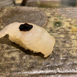 まき田鮨 - ヒラメの昆布締め