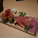 お肉とチーズの専門店 ミートダルマ札幌店 - 