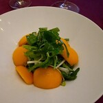 BLT STEAK GINZA - ビワがタップリ、ドレッシングが際立って美味しい