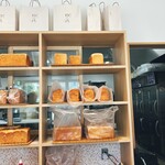 食ぱん 四二八 - 