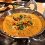 スパイスキッチン じょし家 - 大槌サーモントラウト ベンガル風 1100円だよ