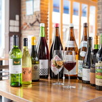 新宿 葡庵 - 北海道から九州までの国産ワインを300種類以上取り揃えています