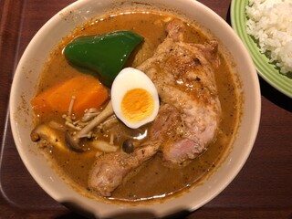 Beira kkyo - 主人【チキンときのこのカレー　3辛】1,100円