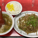 大陸 - ヤキソバ定食(ソース焼そば･ワンタン(小)･ライス(小))