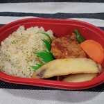 ローソンストア100 - ミニ洋風弁当（ピラフ）￥230円