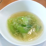 彩雲瑞 - チンゲン菜と細ぎり湯葉の塩味煮
