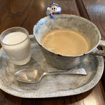 シャンパン・ブランチ - オーガニックコーヒー。ミルクたっぷり！ありがとうございます\(//∇//)\