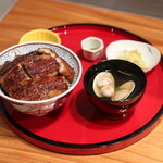 Sumiyaki Unafuji - 上うなぎ丼☆