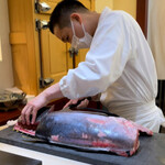 兄弟寿し - めじ鮪の解体！