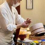 兄弟寿し - のどぐろを握る