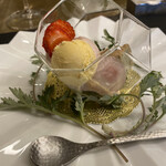 トゥ・ラ・ジョア イズム - 