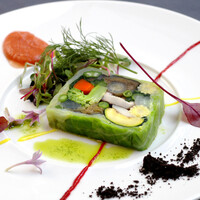 12種類の野菜のテリーヌ 3種のヴィネグレット 庭園風