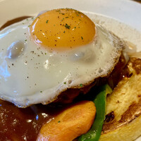 グリル ア ターブル - 完璧な目玉焼き