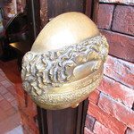 シェイクツリー バーガー＆バー - かっこいいドアノブ