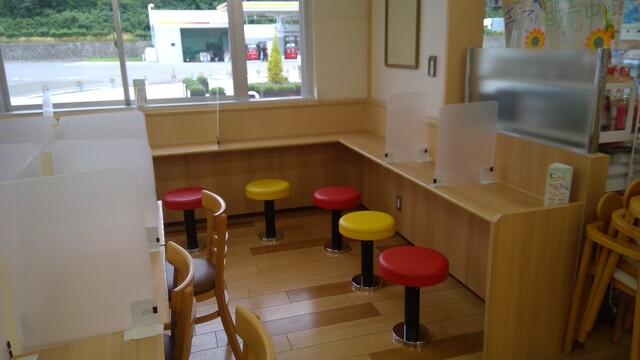 鶴巣パーキングエリア（上り線） スナックコーナー - 泉中央（麺類）の写真