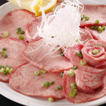 Sumibiyakiniku Maumi - サシの入った柔らかい部分だけをつかったタン塩