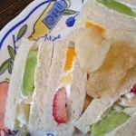 スプーンハウス - フルーツサンドイッチ