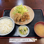 三和食堂 - 鶏の唐揚げ定食2個