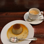 9 nove - SHIBA COFFEEプリン　カフェ