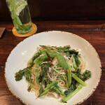 9 nove - スナップエンドウとのらぼう菜、真鯛のペペロンチーノ