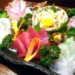 Assorted sashimi