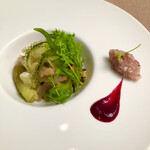 スープとカレー ボンジョルネ - ●前菜
      イサキの柑橘マリネとアジのタルタル