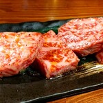 炭火焼肉ぐら - 