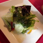 南欧料理　アンジュ - サラダ　シャキシャキで美味い