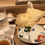 日本橋 蕎ノ字 - キス　半分塩で　リフトアップ