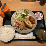 Kushiyaki Kuromatsuya - くろまつ定食850円