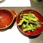 Koshitsu Izakaya Banya - 枝豆