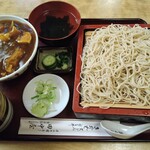 そば処 田中屋 - カレー丼850円  ざるそば海苔抜き700円 計なぜか1500円