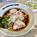 アンダーグラウンド ラーメン 頑者 - 